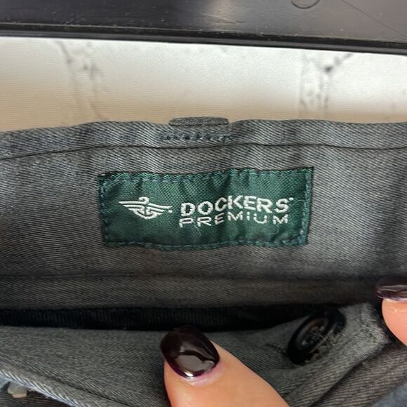 Dockers Premium Gray Pants - Picture 4 of 6
